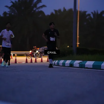 Runner Photo 7441659