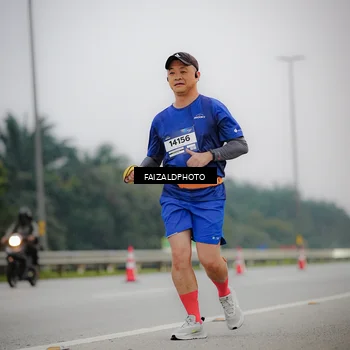 Runner Photo 7441660