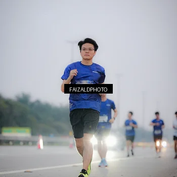 Runner Photo 7441670