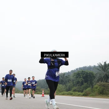 Runner Photo 7441675