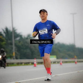 Runner Photo 7441680