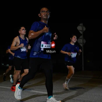 Runner Photo 7441711