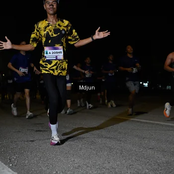 Runner Photo 7441719