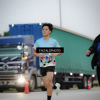 Runner Photo 7441723