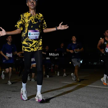 Runner Photo 7441726