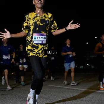 Runner Photo 7441733