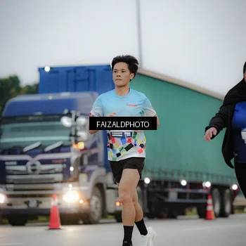 Runner Photo 7441736