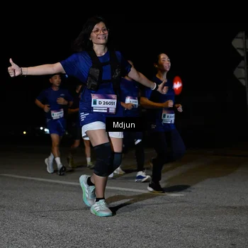 Runner Photo 7441758
