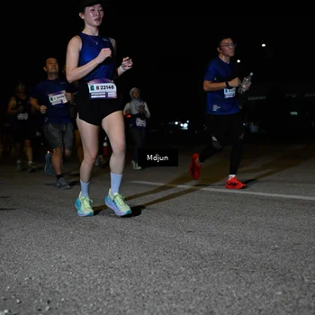 Runner Photo 7441777