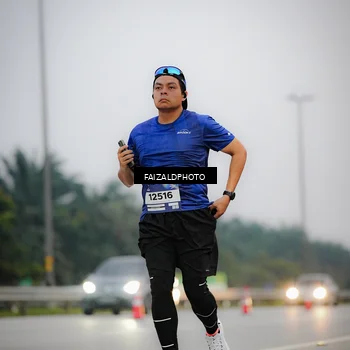 Runner Photo 7441781