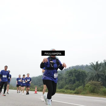 Runner Photo 7441809