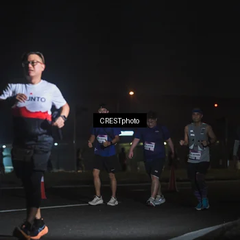 Runner Photo 7441811