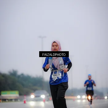 Runner Photo 7441814