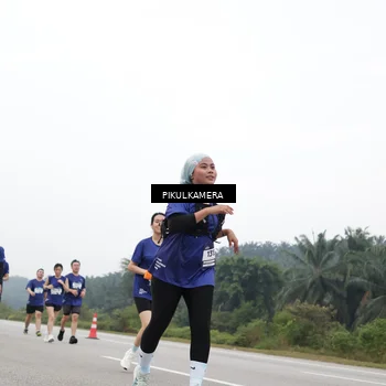 Runner Photo 7441822
