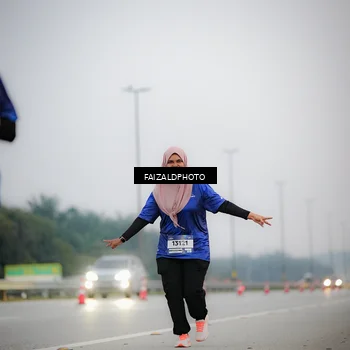 Runner Photo 7441828