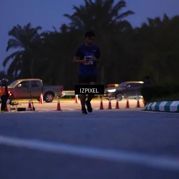 Runner Photo 7441856