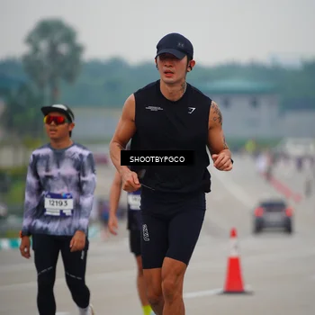 Runner Photo 7441890
