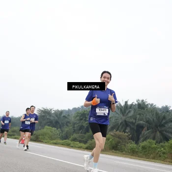 Runner Photo 7441893