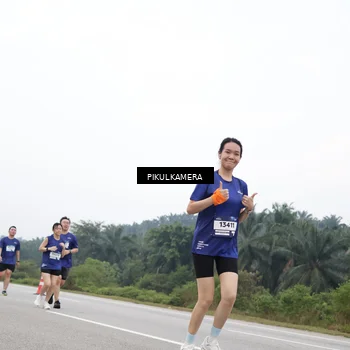 Runner Photo 7441896