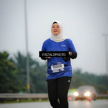 Runner Photo 7441901
