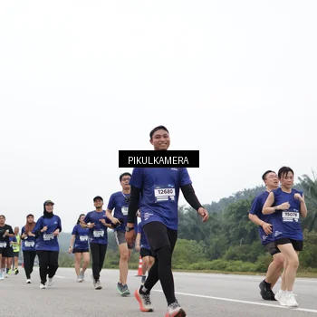 Runner Photo 7441917