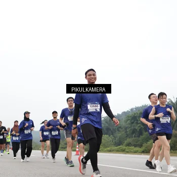 Runner Photo 7441937