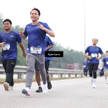 Runner Photo 7441963