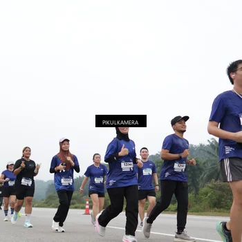 Runner Photo 7442015