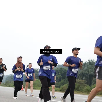 Runner Photo 7442058