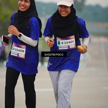 Runner Photo 7442102
