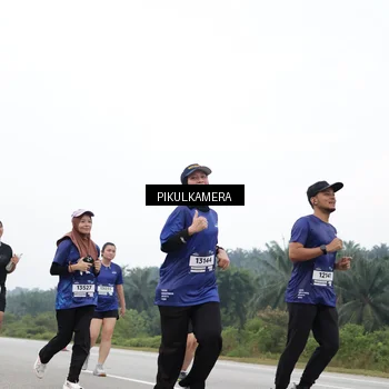 Runner Photo 7442106
