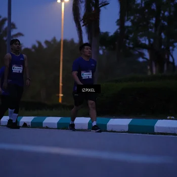 Runner Photo 7442108