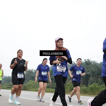 Runner Photo 7442110