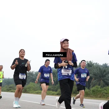 Runner Photo 7442120