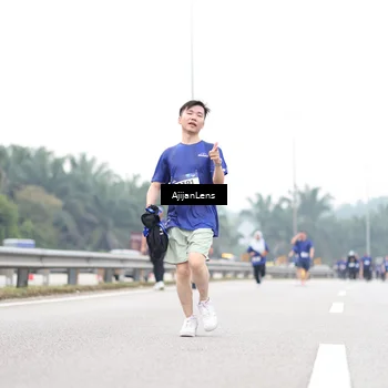 Runner Photo 7442126