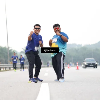 Runner Photo 7442130