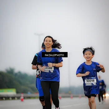 Runner Photo 7442135