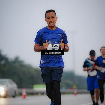 Runner Photo 7442136