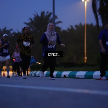 Runner Photo 7442146