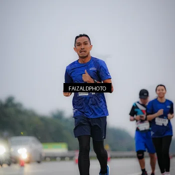 Runner Photo 7442148
