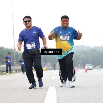 Runner Photo 7442158