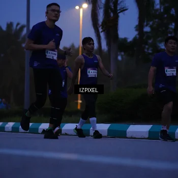 Runner Photo 7442164