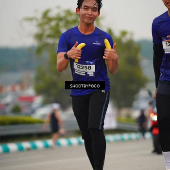 Runner Photo 7442176