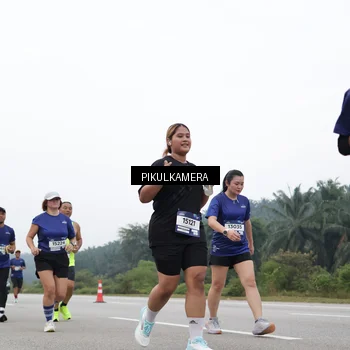 Runner Photo 7442177