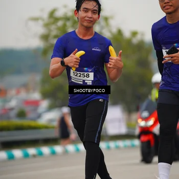 Runner Photo 7442181