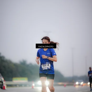Runner Photo 7442182