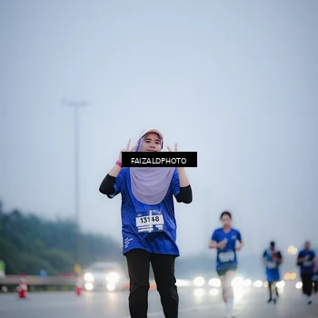 Runner Photo 7442191