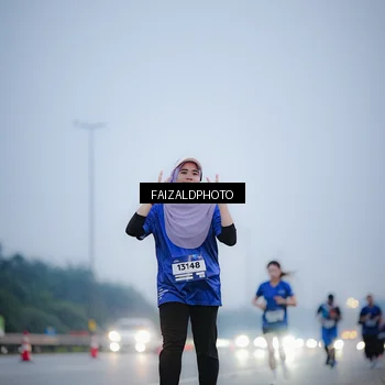 Runner Photo 7442195