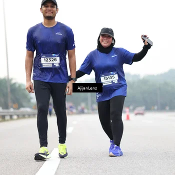 Runner Photo 7442196