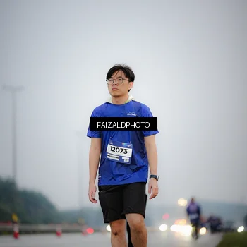 Runner Photo 7442216